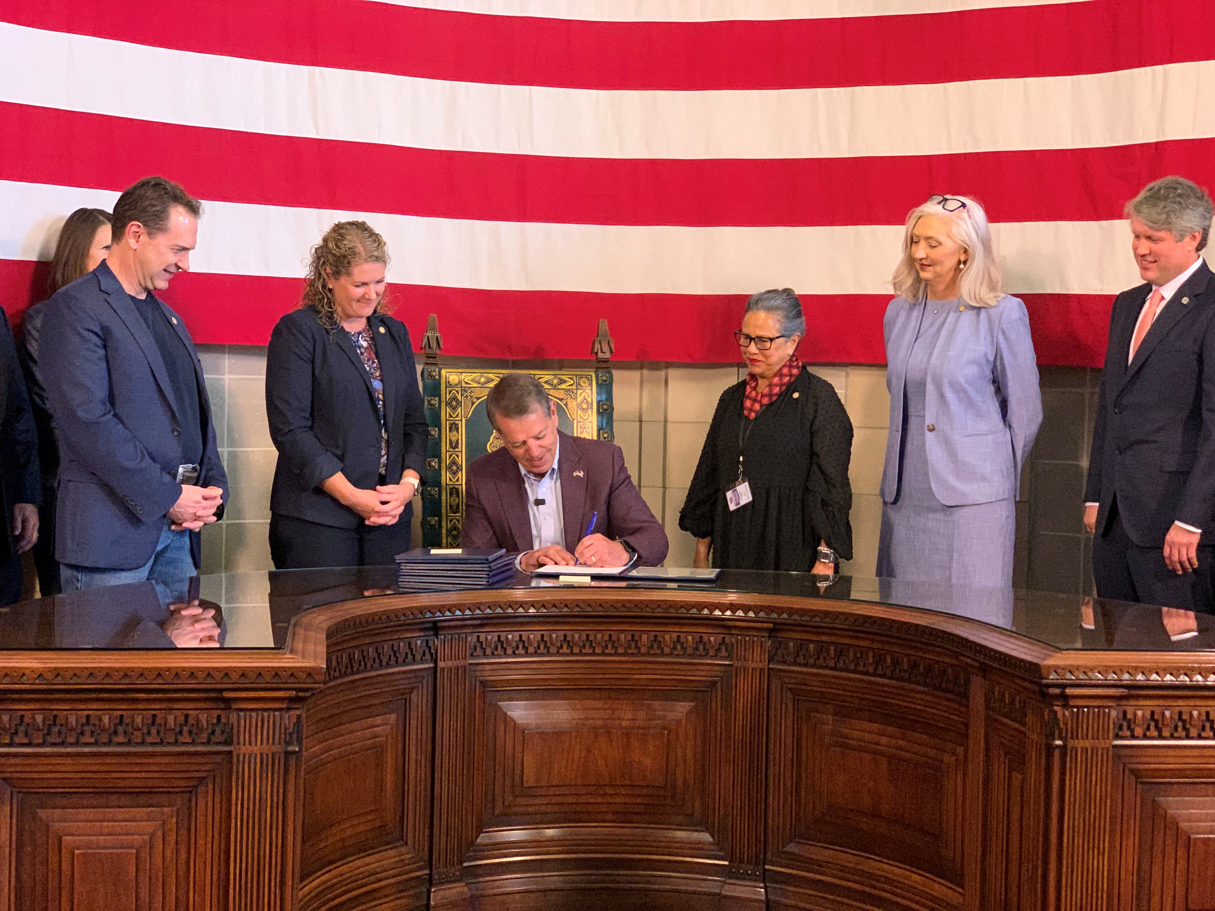 Gov. Pillen Signs Last of Bills to Protect Children Online