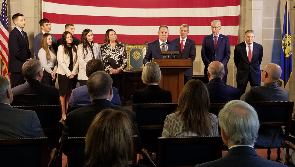 Newly appointed Chief Justice Jeffrey J. Funke addresses the audience.